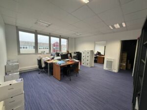 Location Bureaux à Chantepie de 57m² - Réf. n°845 - PHOTO2_845_1708933819.jpg