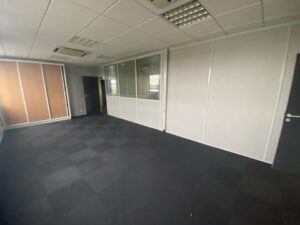 Location Bureaux à SAINT GREGOIRE de 150m² - Réf. n°1641 - PHOTO3_1641_1739433330.jpg