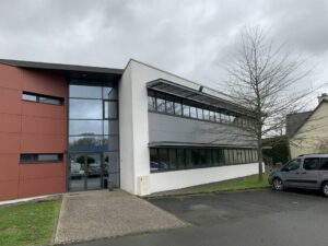 Location Bureaux à Bruz de 117m² - Réf. n°3357 - PHOTO3_3357_1764145598.jpg