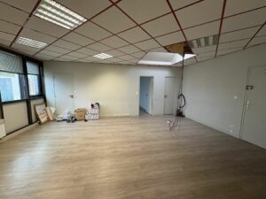 Vente Bureaux à Cesson-Sévigné de 60m² - Réf. n°3599 - PHOTO3_3599_1768832325.jpg