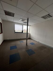 Vente Bureaux à SAINT GREGOIRE de 1455m² - Réf. n°3919 - PHOTO3_3919_1701179541.jpg