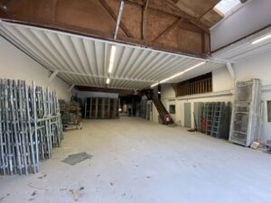 Vente Entrepôt – Local d&rsquo;activité à Cesson-Sévigné de 880m² - Réf. n°4595 - PHOTO3_4595_1746544592.jpg