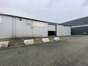 Location Entrepôt – Local d&rsquo;activité à SAINT-JACQUES-DE-LA-LANDE de 1000m² - Réf. n°4774 - PHOTO3_4774_1770652208.jpg