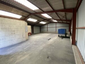 Location Entrepôt – Local d&rsquo;activité à Chantepie de 200m² - Réf. n°4850 - PHOTO3_4850_1782130287.jpg