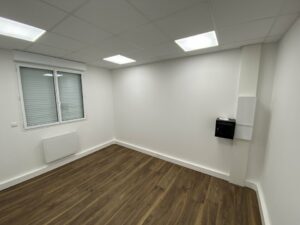 Location Entrepôt – Local d&rsquo;activité à Noyal-Chatillon-sur-Seiche de 250m² - Réf. n°4221 - PHOTO4_4221_1774432270.jpg