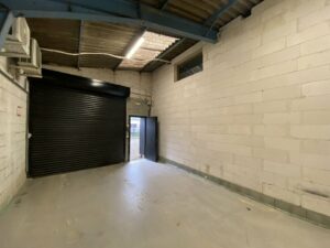 Location Entrepôt – Local d&rsquo;activité à Rennes de 320m² - Réf. n°4404 - PHOTO4_4404_1765381048.jpg