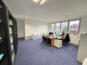 Location Bureaux à Chantepie de 57m² - Réf. n°845 - PHOTO4_845_1708933820.jpg
