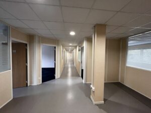 Vente Bureaux à Bruz de 323m² - Réf. n°1142 - PHOTO5_1142_1756460437.jpg