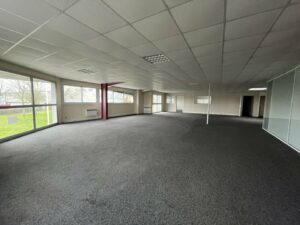 Location Bureaux à Montgermont de 285m² - Réf. n°2202 - PHOTO5_2202_1770633418.jpg