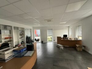 Location Bureaux à Noyal-Chatillon-sur-Seiche de 152m² - Réf. n°3541 - PHOTO5_3541_1785316374.jpg