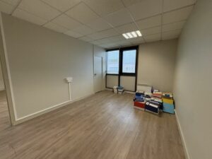 Vente Bureaux à Cesson-Sévigné de 60m² - Réf. n°3599 - PHOTO5_3599_1768832326.jpg