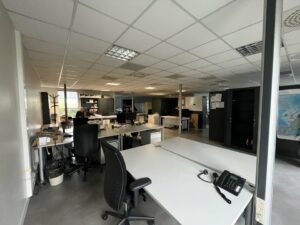 Location Bureaux à SAINT JACQUES DE LA LANDE de 450m² - Réf. n°3842 - PHOTO5_3842_1671527787.jpg