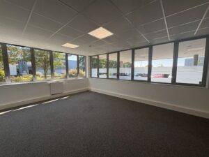 Location Bureaux à Le Rheu de 64m² - Réf. n°3887 - PHOTO5_3887_1756390271.jpg