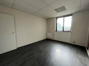 Location Bureaux à Cesson-Sévigné de 60m² - Réf. n°4108 - PHOTO5_4108_1748428577.jpg