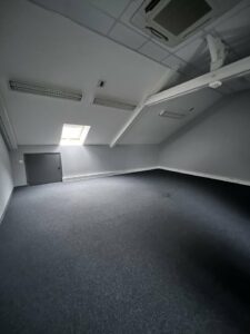 Location Bureaux à SAINT GREGOIRE de 657m² - Réf. n°4265 - PHOTO5_4265_1703166908.jpg