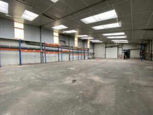 Location Entrepôt – Local d&rsquo;activité à La Mézière de 300m² - Réf. n°4541 - PHOTO5_4541_1741777504.jpg