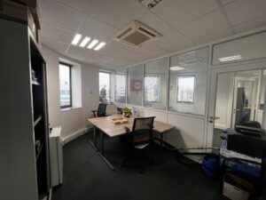 Location Bureaux à SAINT GREGOIRE de 85m² - Réf. n°4557 - PHOTO5_4557_1742806132.jpg