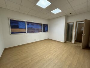 Location Bureaux à SAINT GREGOIRE de 225m² - Réf. n°4711 - PHOTO5_4711_1764002300.jpg