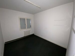 Location Entrepôt – Local d&rsquo;activité à SAINT JACQUES DE LA LANDE de 760m² - Réf. n°4718 - PHOTO5_4718_1764581705.jpg