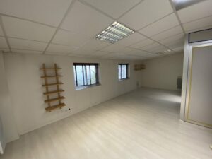 Location Entrepôt – Local d&rsquo;activité à Noyal-Chatillon-sur-Seiche de 166m² - Réf. n°4824 - PHOTO5_4824_1778484742.jpg