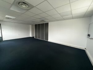 Location Bureaux à SAINT GREGOIRE de 182m² - Réf. n°4828 - PHOTO5_4828_1778504782.jpg