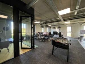 Vente Bureaux à THORIGNE FOUILLARD de 113m² - Réf. n°4847 - PHOTO5_4847_1781704045.jpg