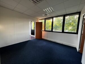Location Bureaux à Bruz de 200m² - Réf. n°2769 - PHOTO6_2769_1758809621.jpg