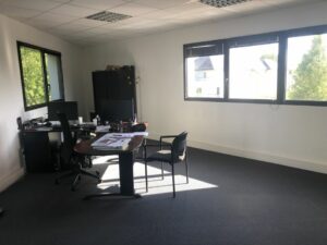 Vente Bureaux à Cesson-Sévigné de 326m² - Réf. n°3372 - PHOTO6_3372_1733908409.jpg