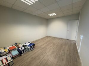 Vente Bureaux à Cesson-Sévigné de 60m² - Réf. n°3599 - PHOTO6_3599_1768832326.jpg