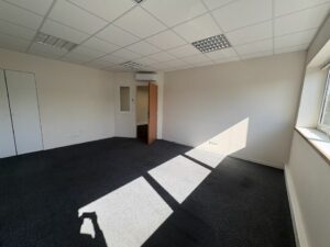Location Bureaux à Bruz de 104m² - Réf. n°4675 - PHOTO6_4675_1758724314.jpg