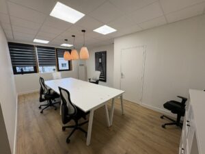 Vente Bureaux à Cesson-Sévigné de 143m² - Réf. n°4734 - PHOTO6_4734_1767881858.jpg