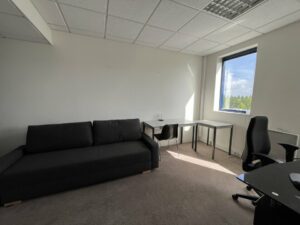 Location Bureaux à Cesson-Sévigné de 203m² - Réf. n°4810 - PHOTO6_4810_1776687374.jpg