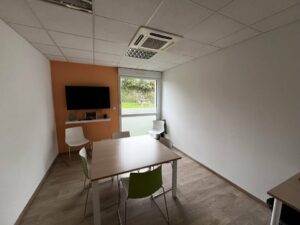 Vente Bureaux à Le Rheu de 165.35m² - Réf. n°4855 - PHOTO6_4855_1783320909.jpg