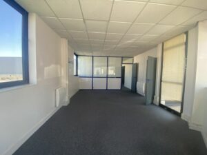 Location Bureaux à Chantepie de 130m² - Réf. n°1562 - PHOTO7_1562_1744180591.jpg