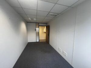 Location Bureaux à SAINT GREGOIRE de 190.48m² - Réf. n°2050 - PHOTO7_2050_1770040431.jpg