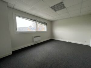 Location Bureaux à Montgermont de 285m² - Réf. n°2202 - PHOTO7_2202_1770633418.jpg