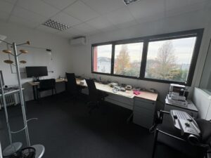 Vente Bureaux à Cesson-Sévigné de 326m² - Réf. n°3372 - PHOTO7_3372_1733908409.jpg
