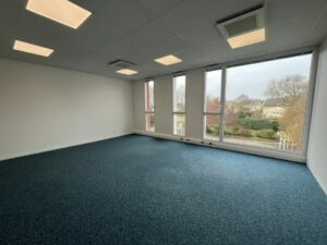 Location Bureaux à Chartres-de-Bretagne de 134m² - Réf. n°3853 - PHOTO7_3853_1770629302.jpg