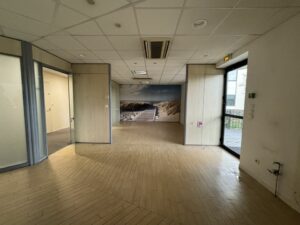 Vente Bureaux à SAINT GREGOIRE de 1500m² - Réf. n°3918 - PHOTO7_3918_1702308050.jpg