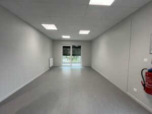 Vente Bureaux à MONTREUIL LE GAST de 99.35m² - Réf. n°4695 - PHOTO7_4695_1761054288.jpg