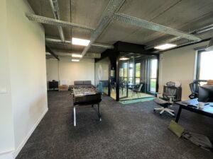 Vente Bureaux à THORIGNE FOUILLARD de 113m² - Réf. n°4847 - PHOTO7_4847_1781704044.jpg