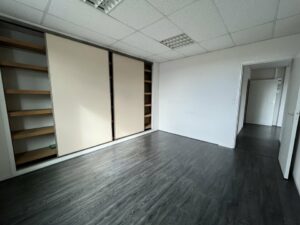 Location Bureaux à Cesson-Sévigné de 270m² - Réf. n°4105 - PHOTO8_4105_1748428083.jpg