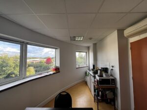 Location Bureaux à Bruz de 216.42m² - Réf. n°4673 - PHOTO8_4673_1758721152.jpg