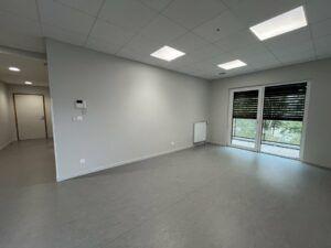 Vente Bureaux à MONTREUIL LE GAST de 99.35m² - Réf. n°4695 - PHOTO8_4695_1761054289.jpg