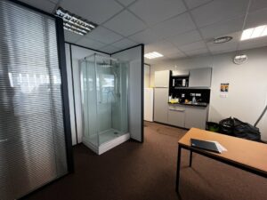 Location Bureaux à SAINT-GRÉGOIRE de 200.96m² - Réf. n°4772 - PHOTO8_4772_1770717422.jpg