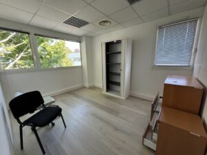 Location Bureaux à Bruz de 75m² - Réf. n°4773 - PHOTO8_4773_1770632191.jpg