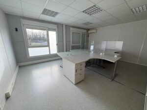 Location Bureaux à ÉTRELLES de 1600m² - Réf. n°4779 - PHOTO8_4779_1771236146.jpg
