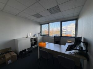 Vente Bureaux à SAINT GREGOIRE de 367m² - Réf. n°544 - PHOTO8_544_1763022395.jpg