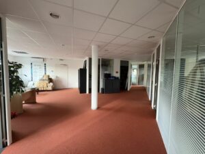 Vente Bureaux à Cesson-Sévigné de 326m² - Réf. n°3372 - PHOTO9_3372_1733908430.jpg