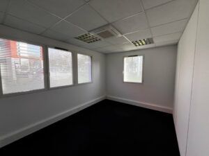 Location Bureaux à SAINT GREGOIRE de 200.09m² - Réf. n°3549 - PHOTO9_3549_1770126392.jpg